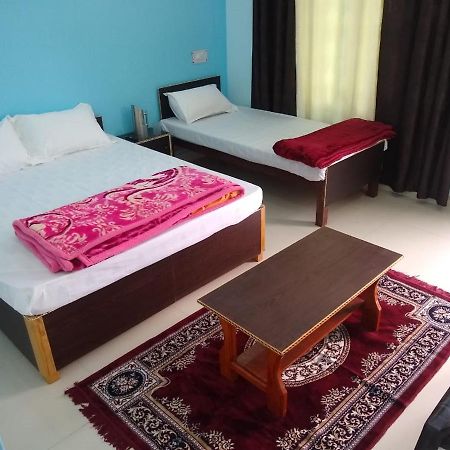Hotel Vikram Palace Barkot Buitenkant foto