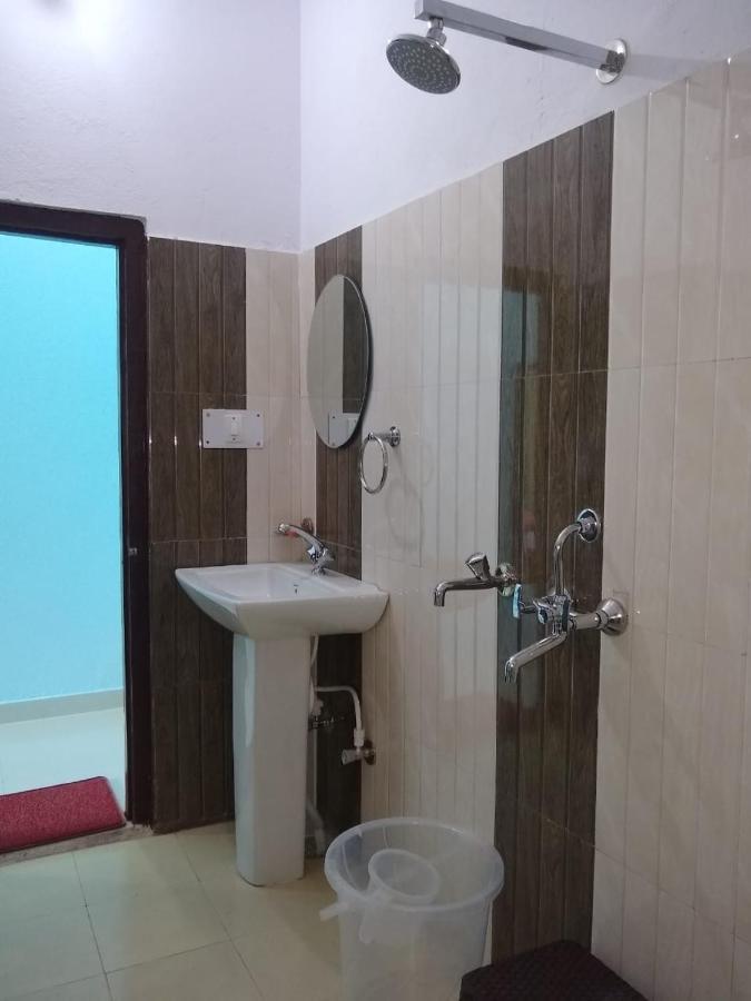 Hotel Vikram Palace Barkot Buitenkant foto
